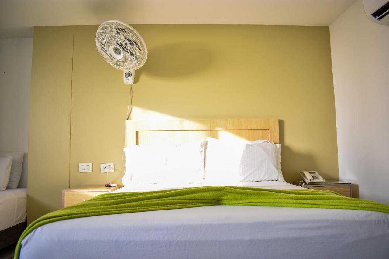 Hotel Isla Capri Cartagena エクステリア 写真